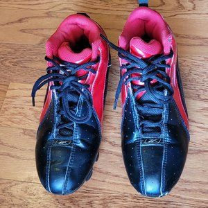 Reebok High Top Red and Black Soccer Shoes / Cleats Size 4 Teens/Mens